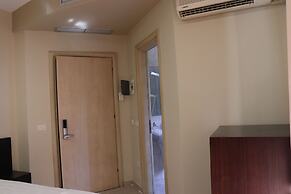 Danis Hotel