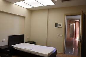 Danis Hotel