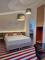 Valesmeralda Boutique Rooms