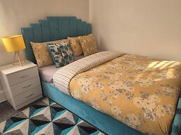 1 Bed Apartment - Sleeps 4 - City Centre