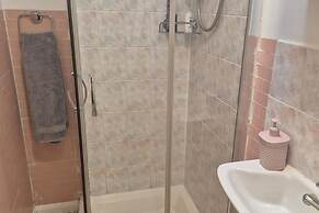 1 Bed Apartment - Sleeps 4 - City Centre