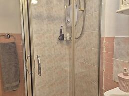1 Bed Apartment - Sleeps 4 - City Centre