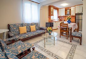Azure Bay Villa by Rentalspro