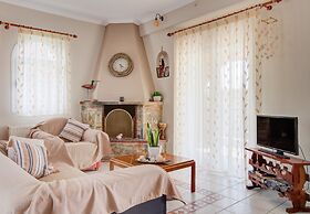 Azure Bay Villa by Rentalspro