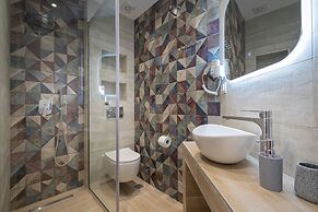 Sabbia Seafront Apartment 4 by Rentalspro