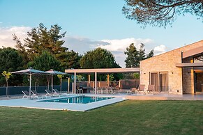Terra Petra Luxury Villas - Luna Villa