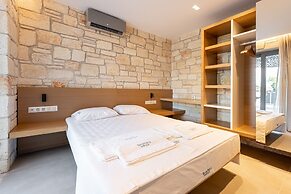 Terra Petra Luxury Villas - Luna Villa