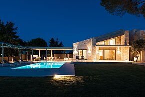 Terra Petra Luxury Villas - Luna Villa