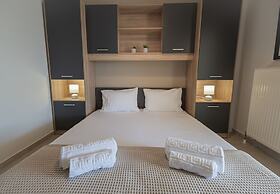 Theano Apartment by Rentalspro