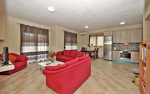 Marina Maisonette by Rentalspro