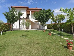Fotinia Beach House Ground Floor by Rentalspro
