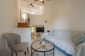 Greenwood Maisonette by Rentalspro - Fourka Beach