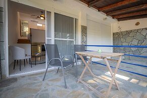 Greenwood Maisonette by Rentalspro - Fourka Beach