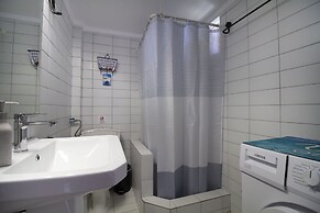 Endless Blue Apartment by Rentals Pro