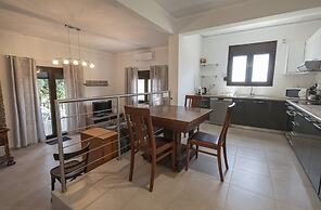 Villa Elva by Rentalspro