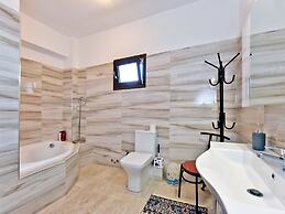 Villa George by Rentalspro