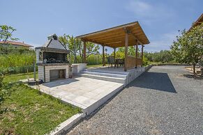 Villa George by Rentalspro