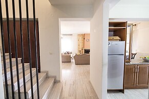 Marisol House by Rentalspro