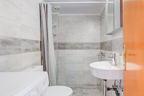 Harmony Apartment 3 by Rentalspro