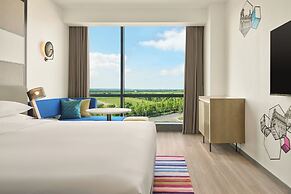 Aloft Kunshan Dianshan Lake