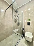 Sunny Bay Apartments