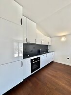 Sunny Bay Apartments