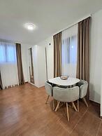 Sunny Bay Apartments