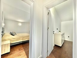 Sunny Bay Apartments
