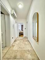 Sunny Bay Apartments