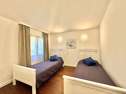 Sunny Bay Apartments