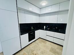 Sunny Bay Apartments