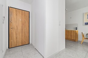 Letnicka Offline by Grand Apartments