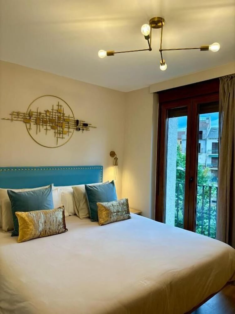 Hostal Boutique La Canonja