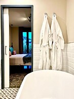 Hostal Boutique La Canonja