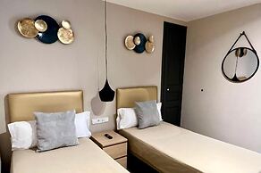Hostal Boutique La Canonja