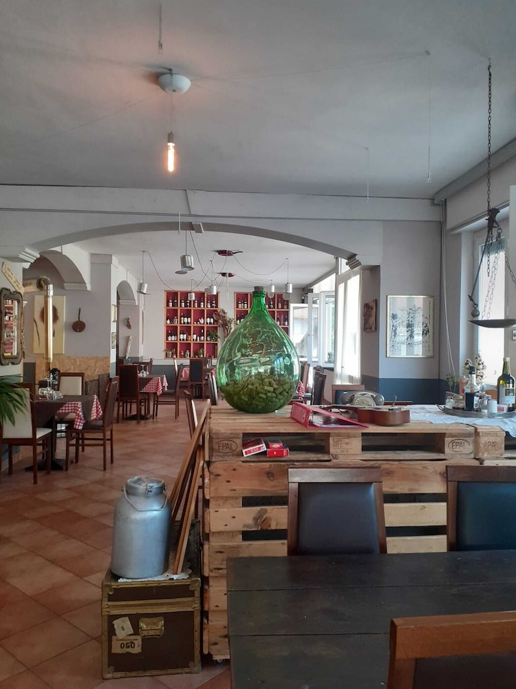 L'Ostu Di San Giacu