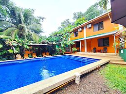 CORCOVADO & DRAKE INN