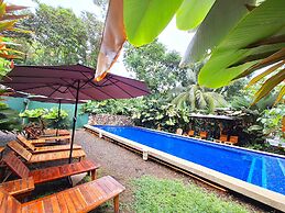 CORCOVADO & DRAKE INN