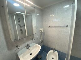 Primo Hotel