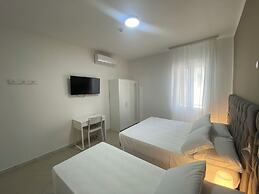 Primo Hotel