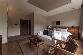 Shanlijian Holiday Homestay