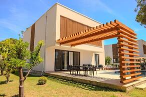 Sanpietro Premium Deluxe Plus Villa
