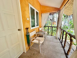 Coco Sunset Beach Resort
