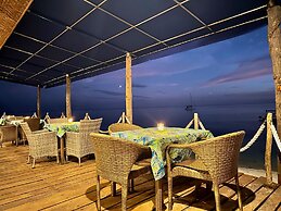 Coco Sunset Beach Resort