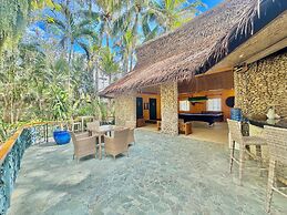 Coco Sunset Beach Resort