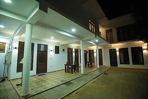 River Shade Inn