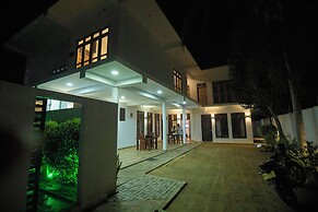 River Shade Inn