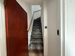 Duplex Sleeps 4 With Pets Allowed