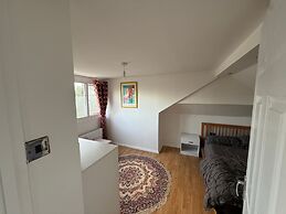 Duplex Sleeps 4 With Pets Allowed