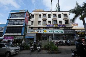 Hotel Ellora Park